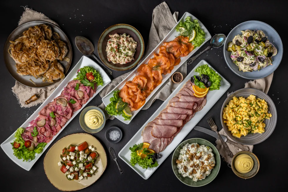 Flyt klassisk koldtbord